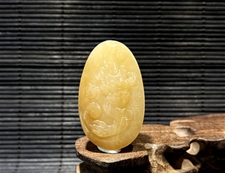 和田玉貔貅玉牌糖玉玉牌招财纳福