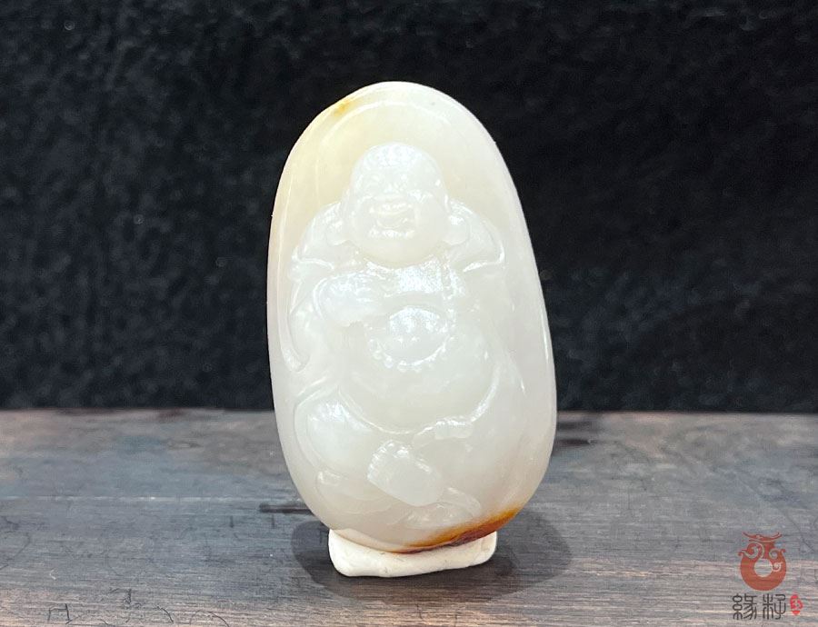 玉面浮雕西方三圣