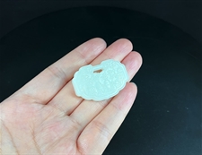 和田玉　如意紋掛件【仁】極細工 手彫り thumb_202604142030480237.jpg