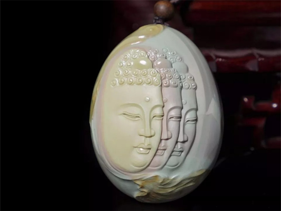 新疆戈壁奇石，轻描几笔，超有感觉