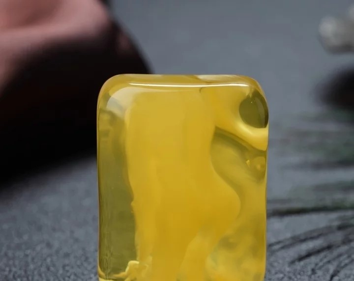 影响蜜蜡价格的主要因素