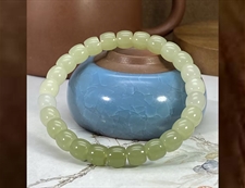 和田玉手串青白玉渐变7mm老型珠手串