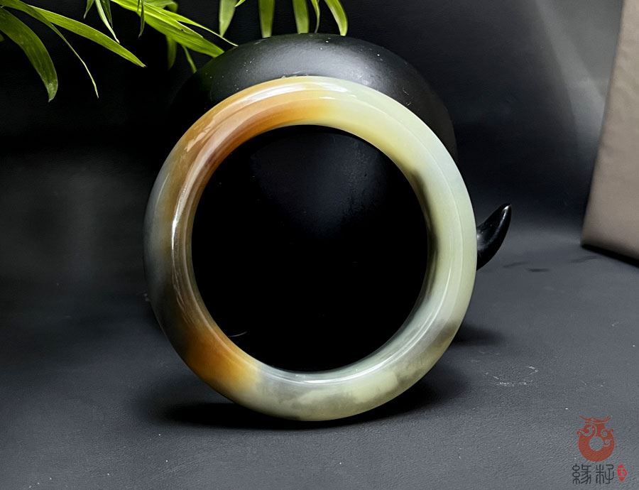 出产和田玉的山脉